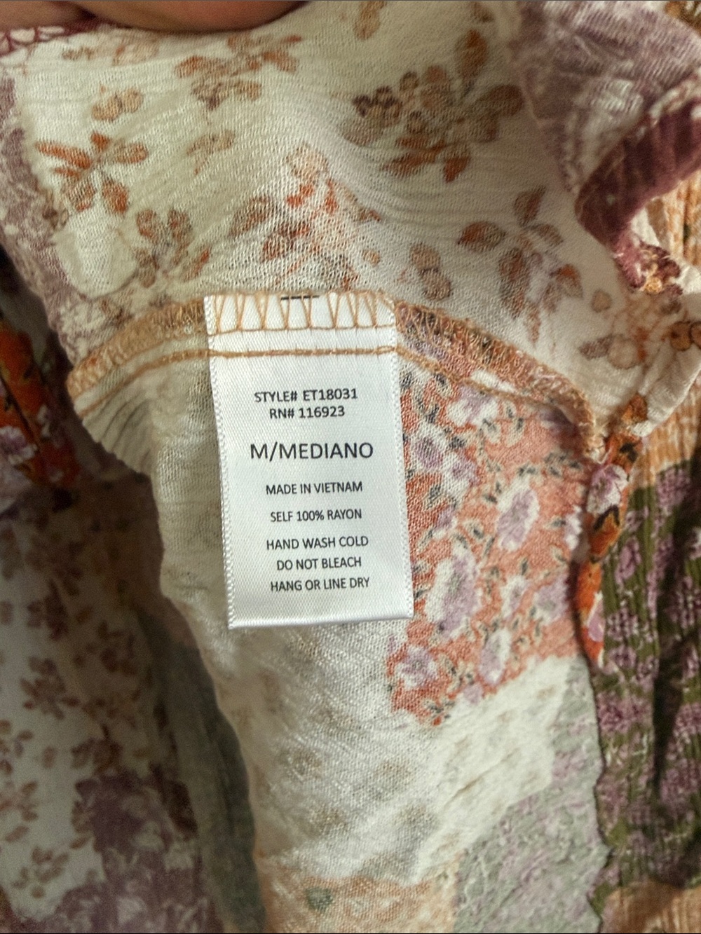 Patchwork Floral Button-Front Blouse - Multi Color - Picture 4 of 6